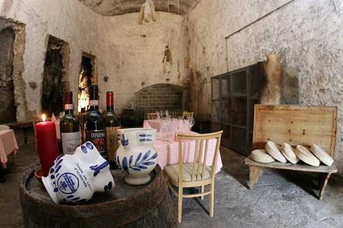 Crimea Wine Hotel Chiavenna Dış mekan fotoğraf